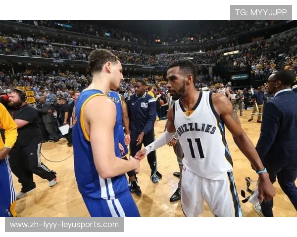 火箭队对灰熊比赛比分详情与关键球解析 火箭队对灰熊比赛比分详情与关键球解析